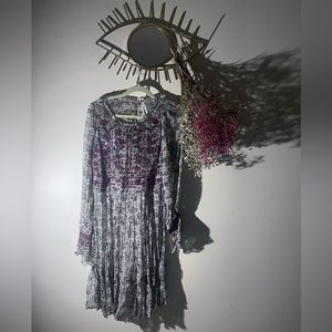 Beautiful Anthropologie dress size 6